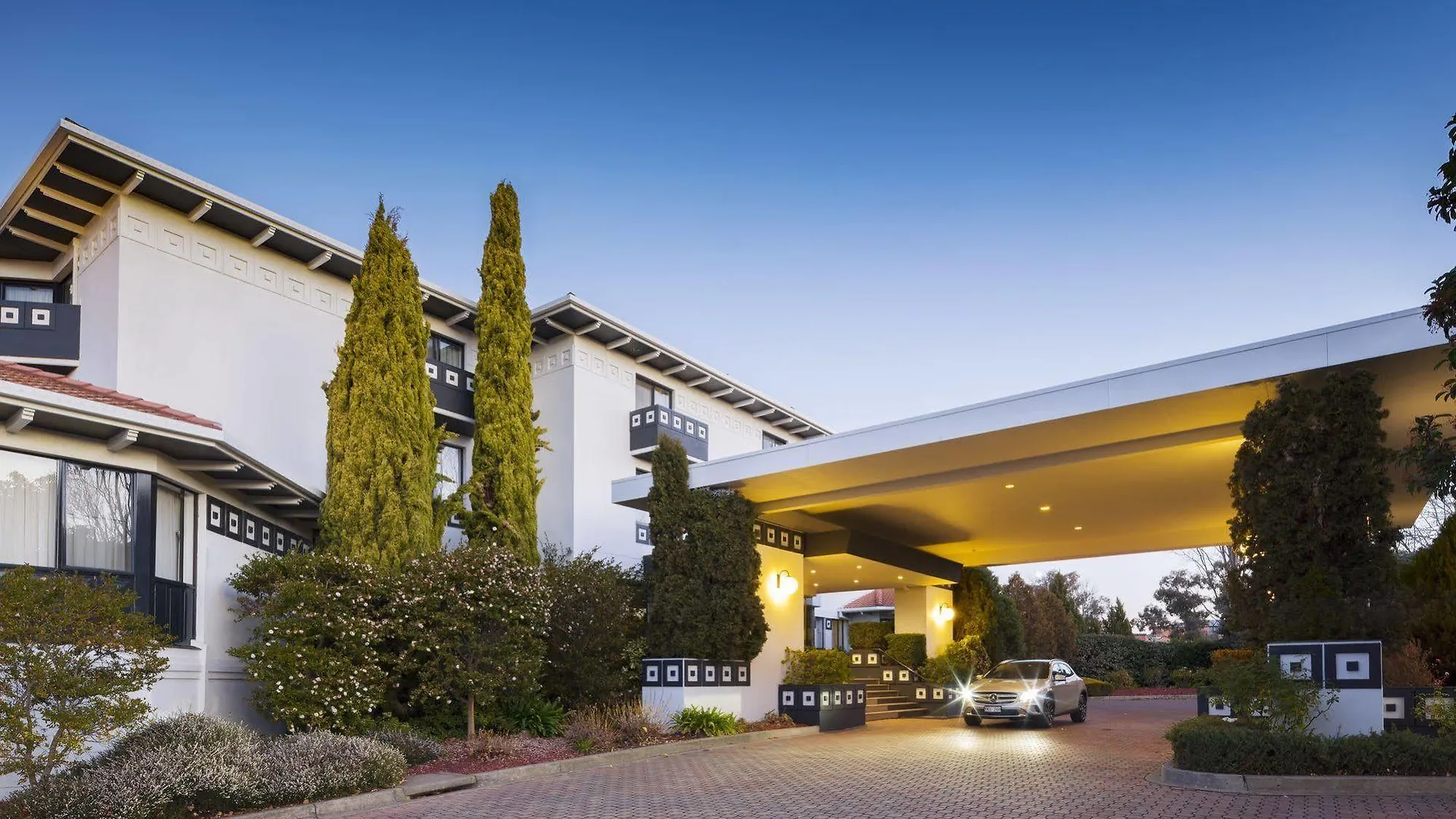 Ramada By Wyndham Diplomat Canberra Australie