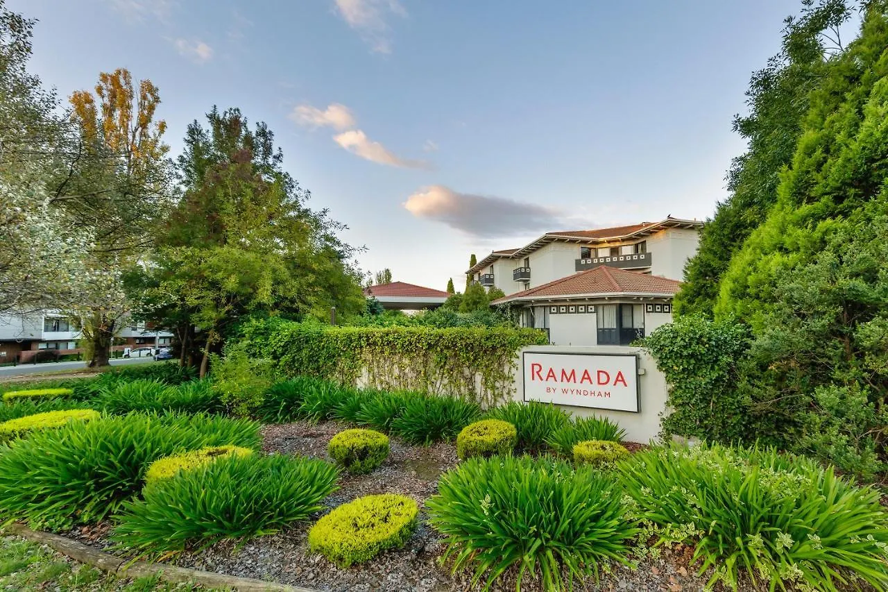 Hotel Ramada By Wyndham Diplomat Canberra