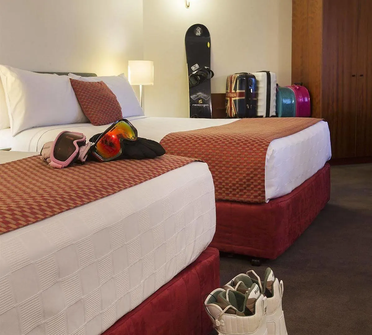 Ramada By Wyndham Diplomat Canberra 4*,